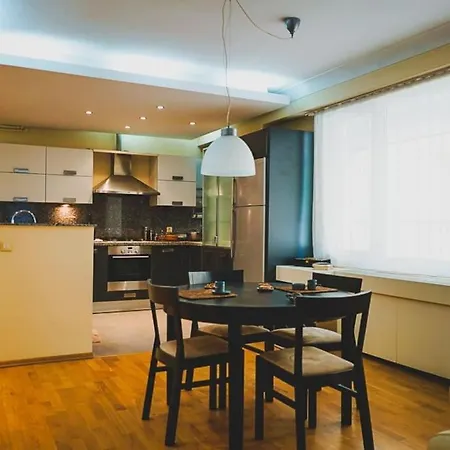 Modern In Cool Area איסטמבול